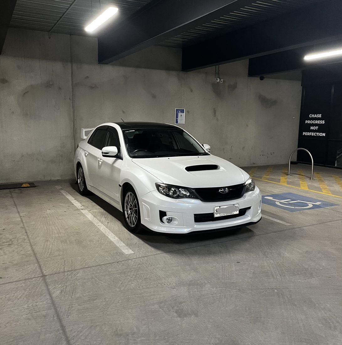 Easy As Loans customer with their car